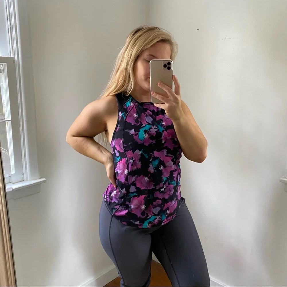 Lululemon Floral Open Back Mesh Detail Tank Size 6